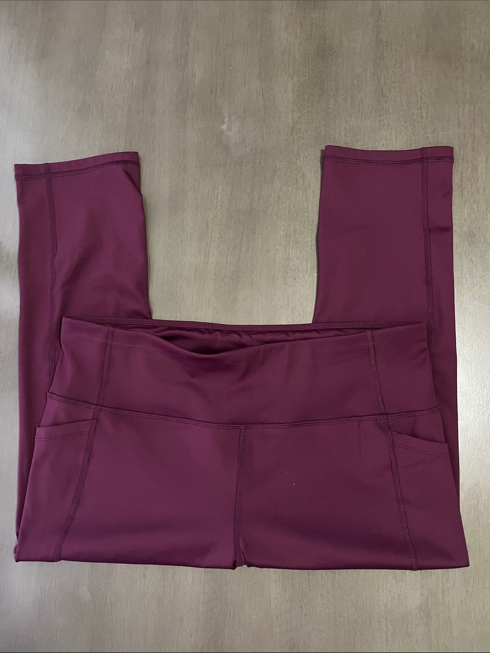 Avia Workout Leggings in Deep Wine side pockets New Women’s Pull on